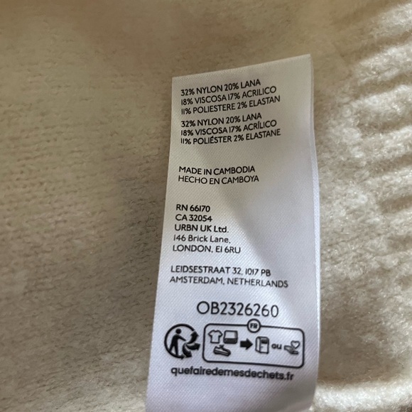 Anthropologie Women’s Ivory Wool Off-Shoulder Ruffle-Edge Sweater Size M - Picture 16 of 16